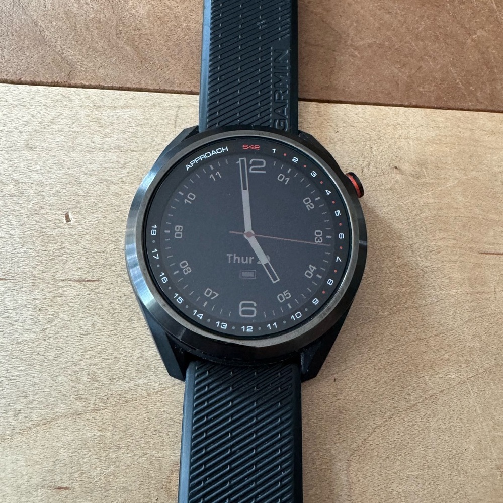 Garmin s42 golf watch